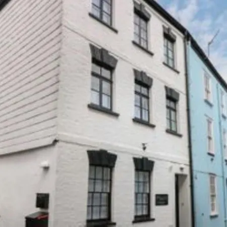 The Captain'S House Dartmouth Exterior photo